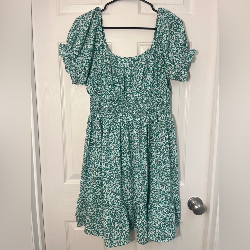 Kelly Green Womens Floral Smocked Square Neck Short Sleeve Dress - Size Large
